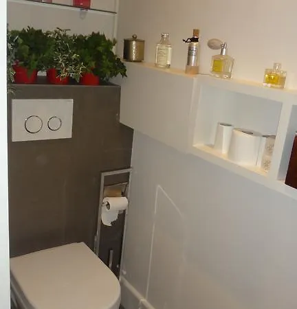 Le Coeur Du 6eme Bed & Breakfast