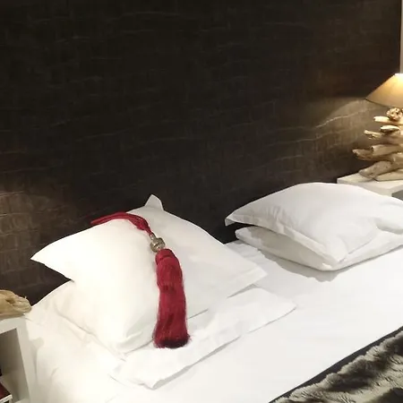 Le Coeur Du 6eme Bed & Breakfast 3*